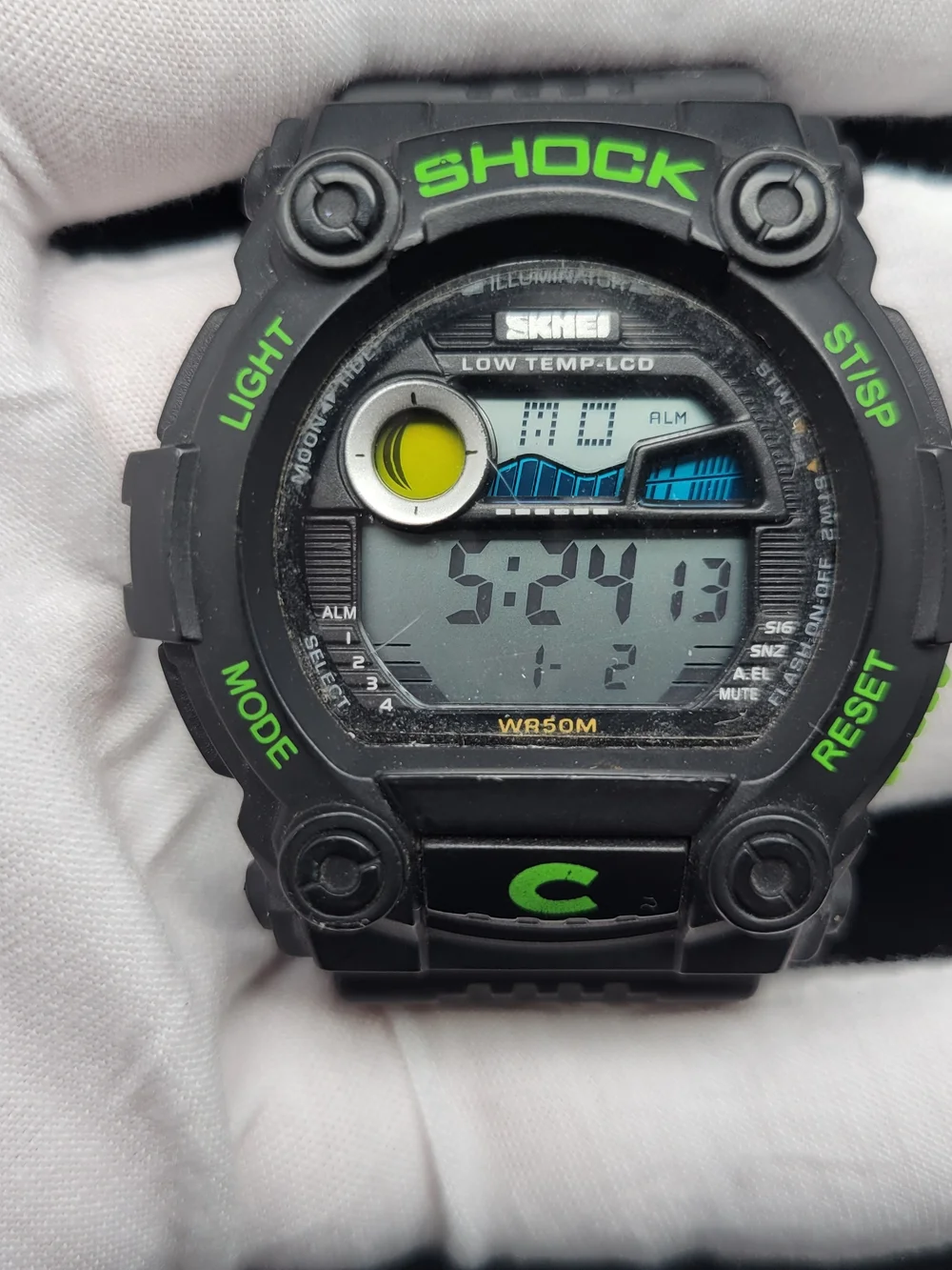 Skmei Black and Green Digital Shock Sports Watch